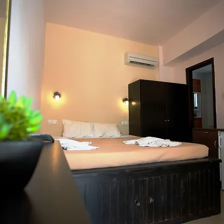 Little Sea View Апартаменты