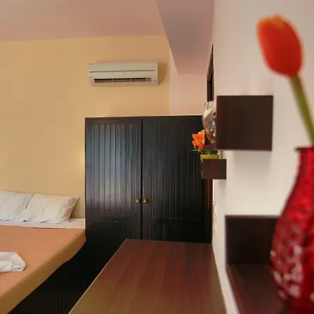 Апартаменты Little Sea View *