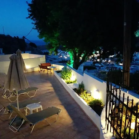 Little Sea View Апартаменты *