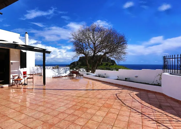 شقة Little Sea View لينثوس